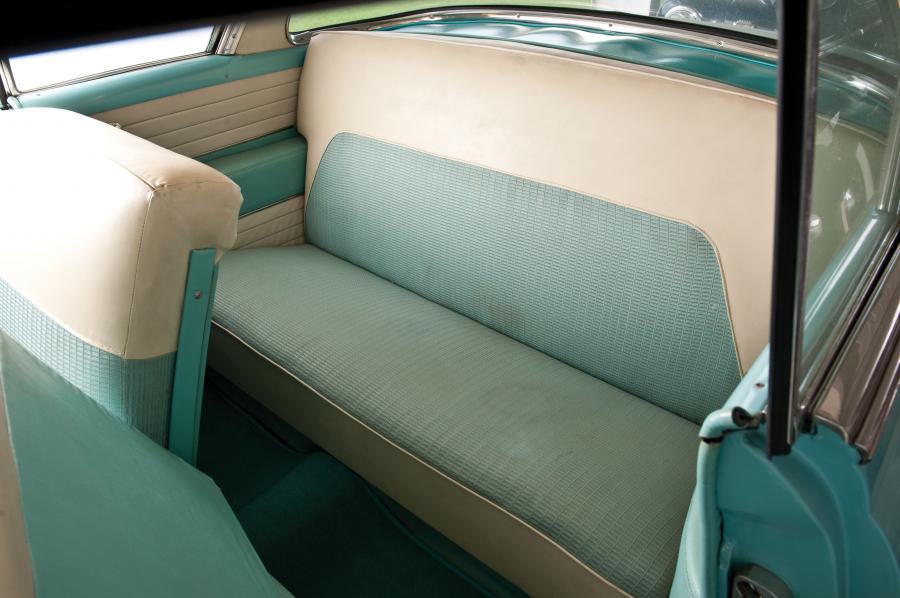  Chevrolet Bel Air Sport Coupe 1954 года  (фото 35 из 67)